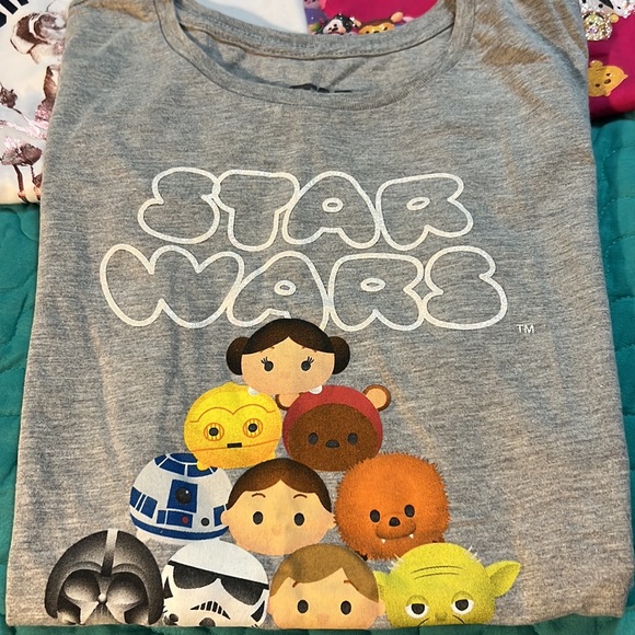 Lot of 3 Girls Shirts Disney Tsum Tsum Star Wars Belle du Jour Girls Rock M-L-XL - Picture 2 of 11
